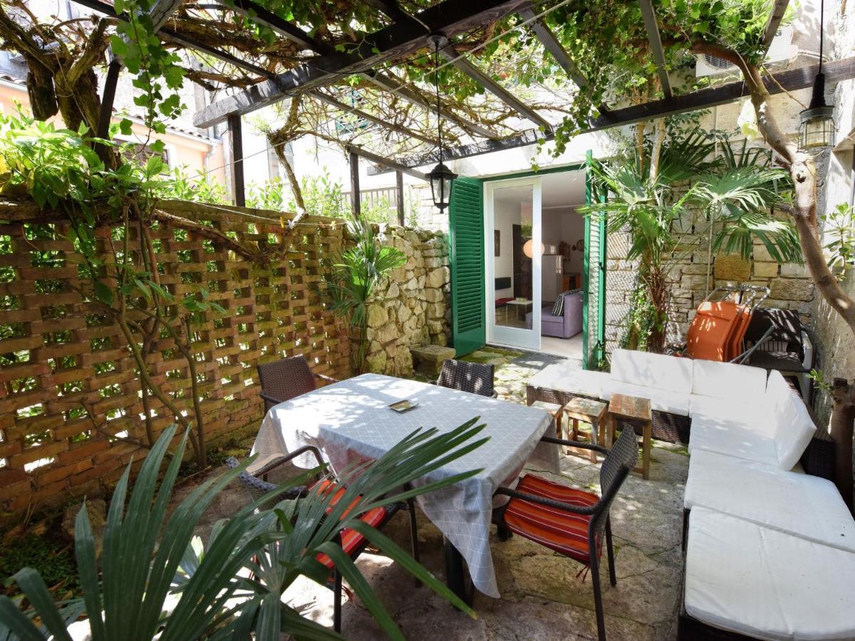 Apartment Andrea Old Town بوريتش المظهر الخارجي الصورة