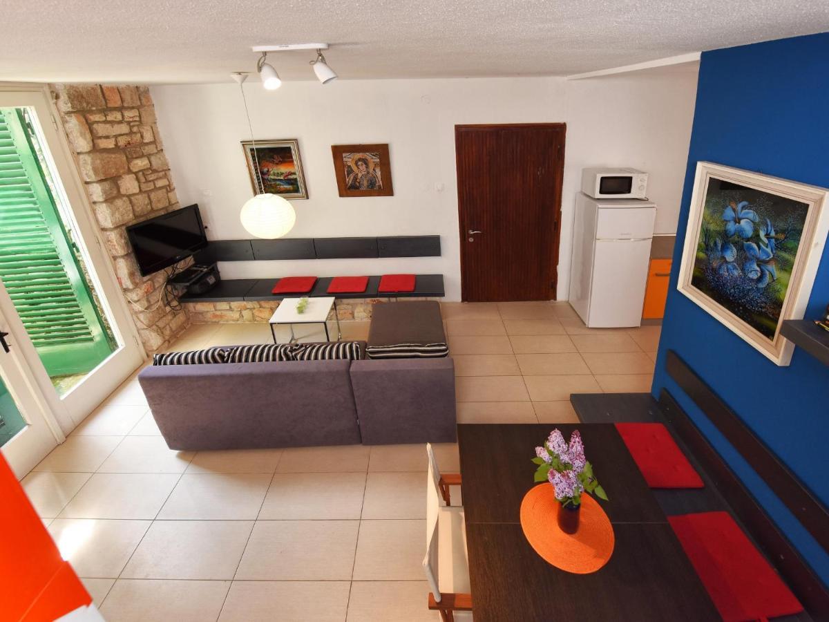 Apartment Andrea Old Town بوريتش المظهر الخارجي الصورة