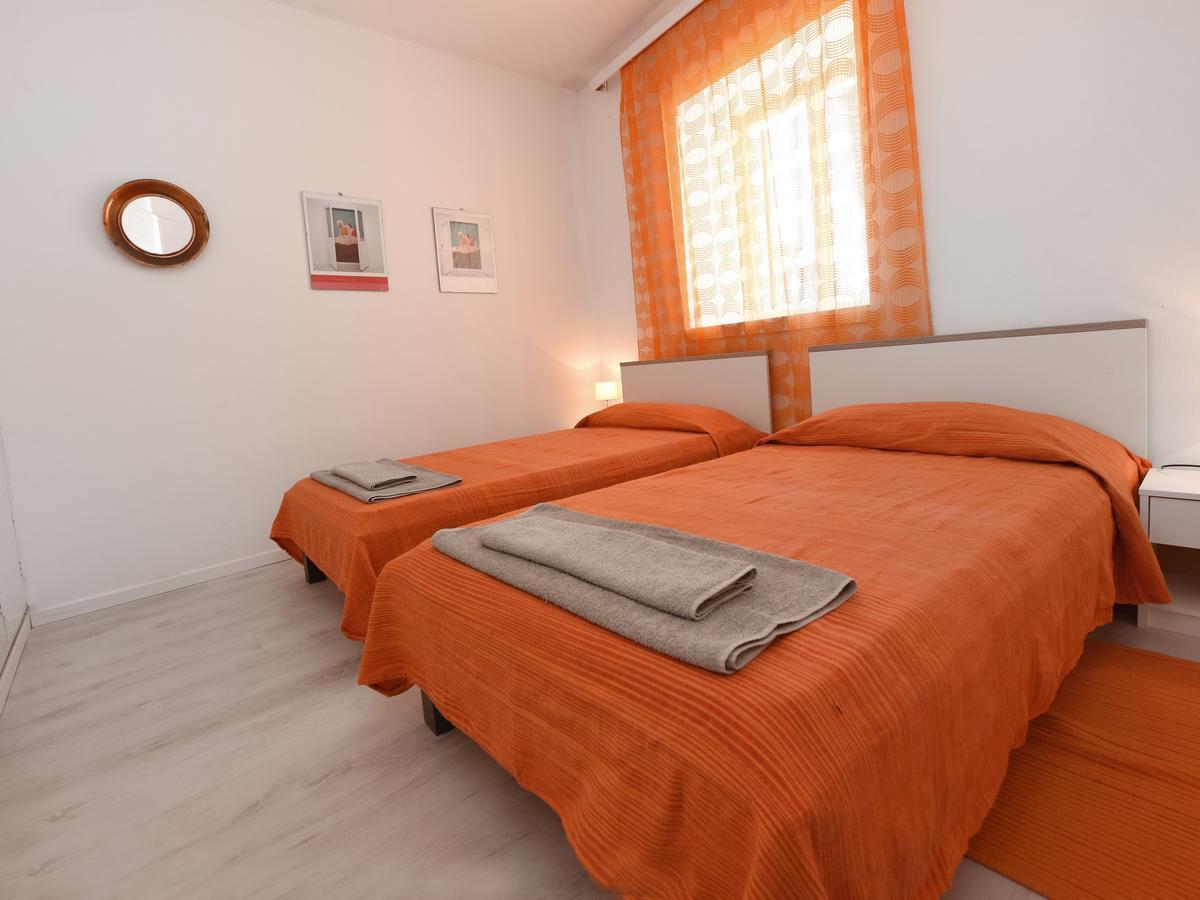 Apartment Andrea Old Town بوريتش المظهر الخارجي الصورة